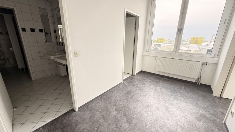 Vorraum und Sanitärräume