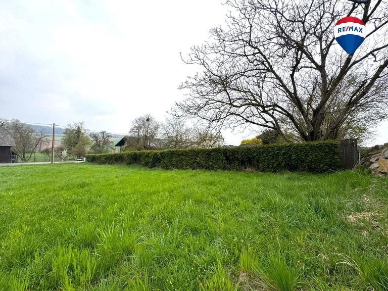 Baugrundstück zwischen Fraham und Scharten