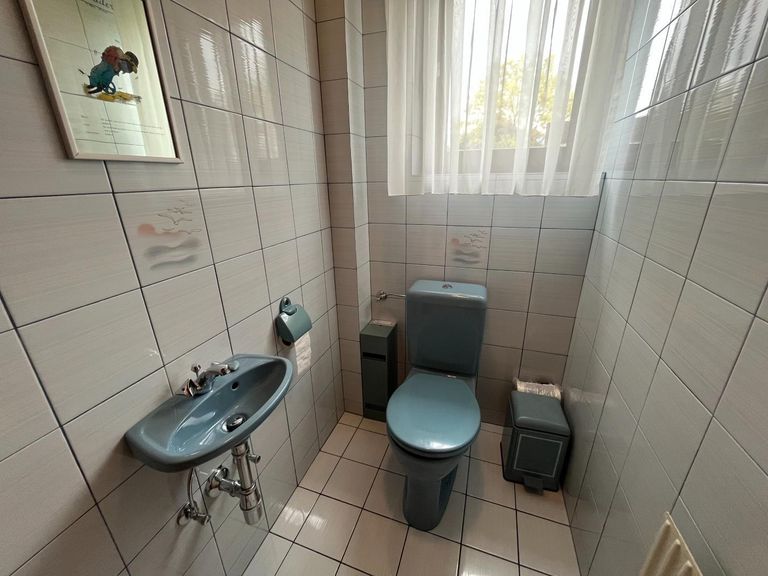 WC