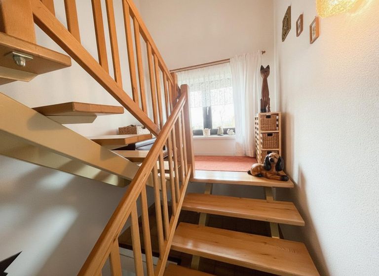 Stiegenaufgang ins Dachgeschoss