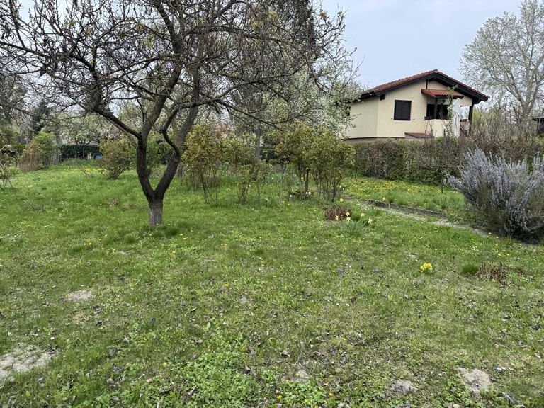 08. Kleingartengrundstück 2100 Korneuburg