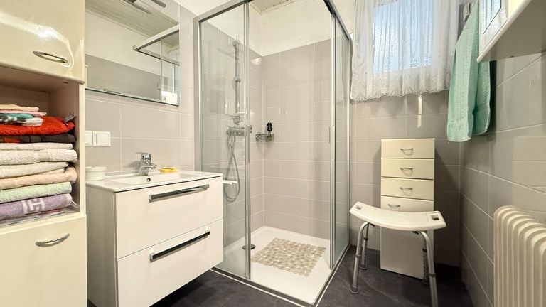 Badezimmer Bestand modernisiert
