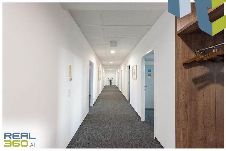 Gang zu den Büroflächen 4.OG