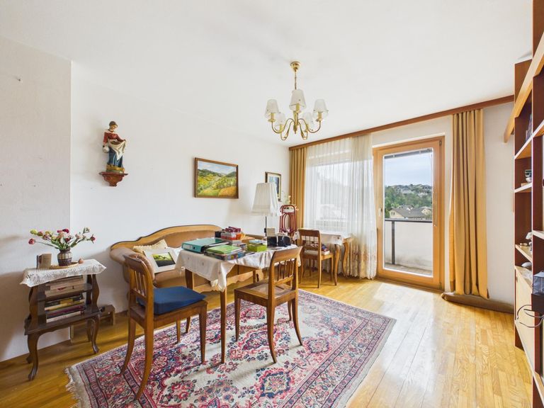 CAM04191G0-PR0088-STILL001