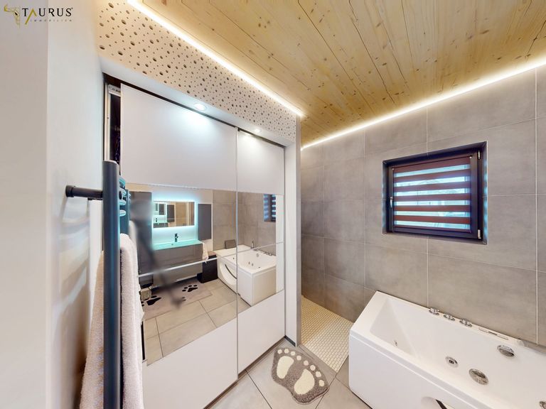 EG Bad mit Dusche