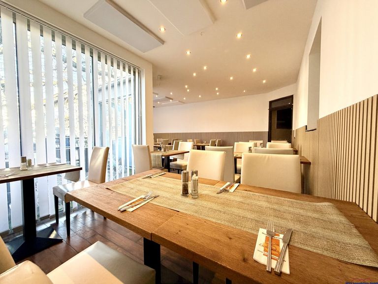 Wintergarten - 28 Sitzplätze