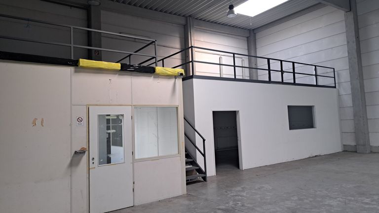 Büro Hochregallager