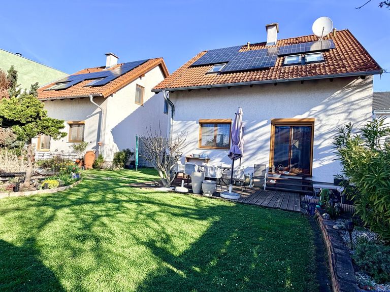 Gemeinschaftsgarten - Gartenansicht Haus 1 und Haus 2