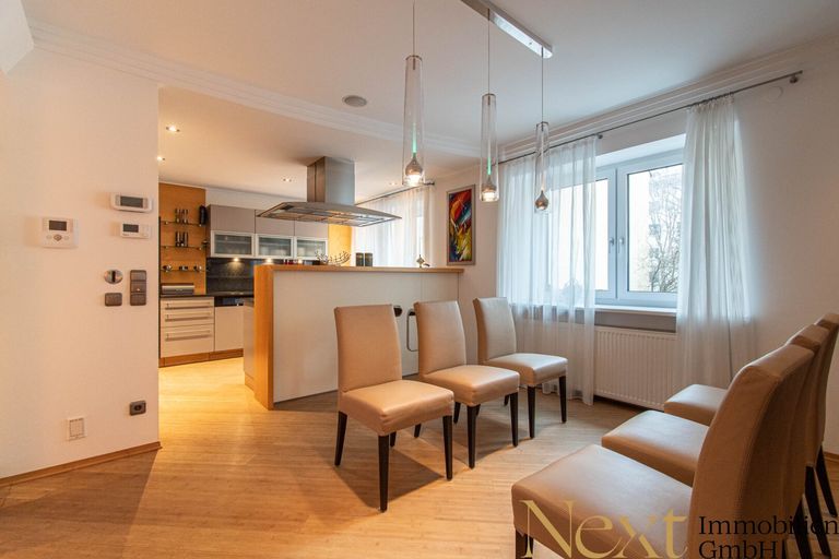 Essbereich mit Küche I 1.OG