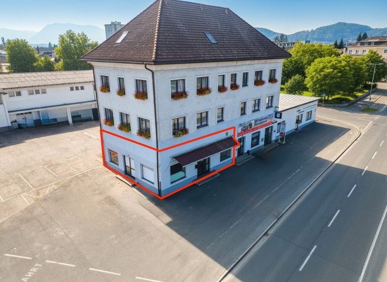 Luftbild von der Gewerbeliegenschaft