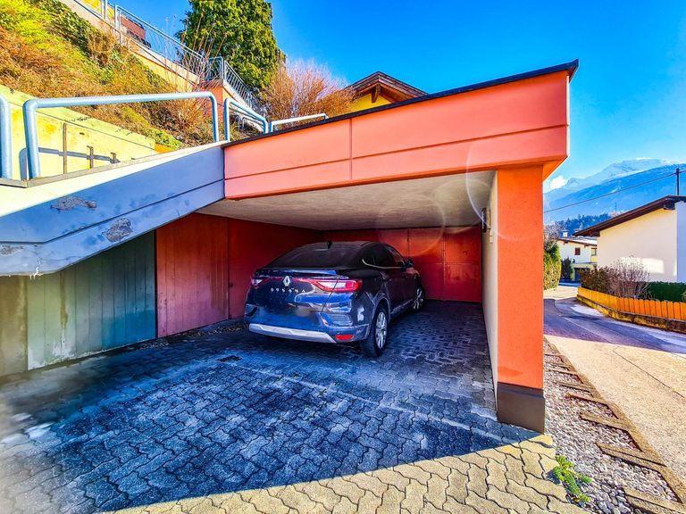 Garage 2