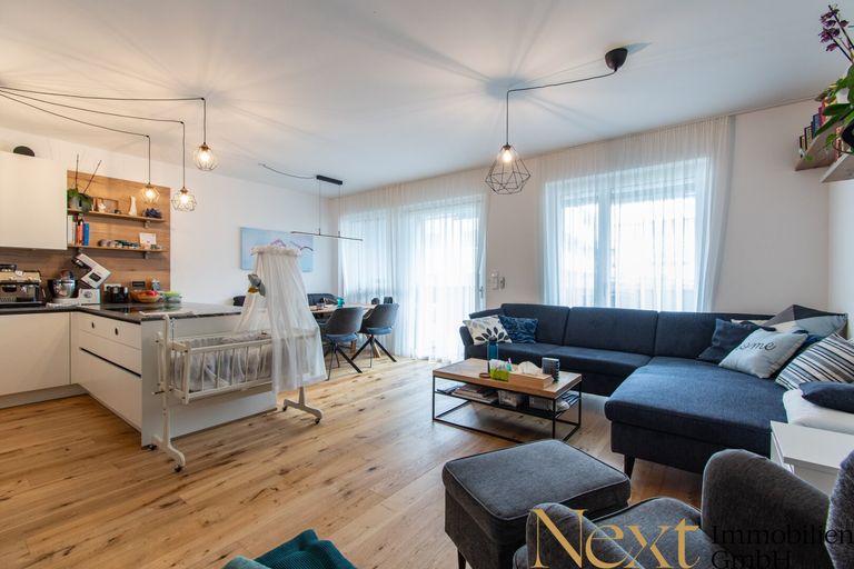 Wohn-, Ess- und Kochbereich