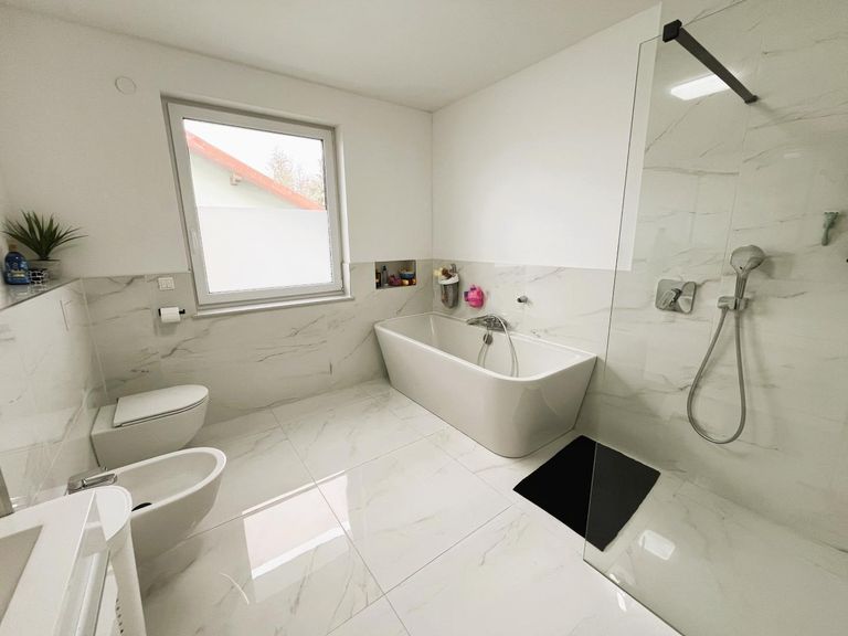 Obergeschoss - Badezimmer