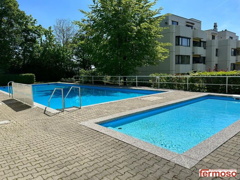Schwimmingpool