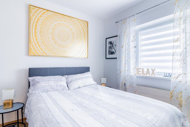 Schlafzimmer | Haushälfte 1