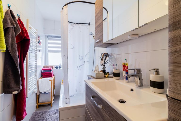 Badezimmer | Haushälfte 1