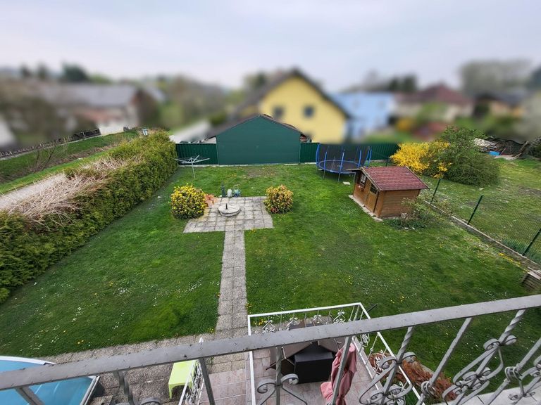 Gartenansicht vom Balkon