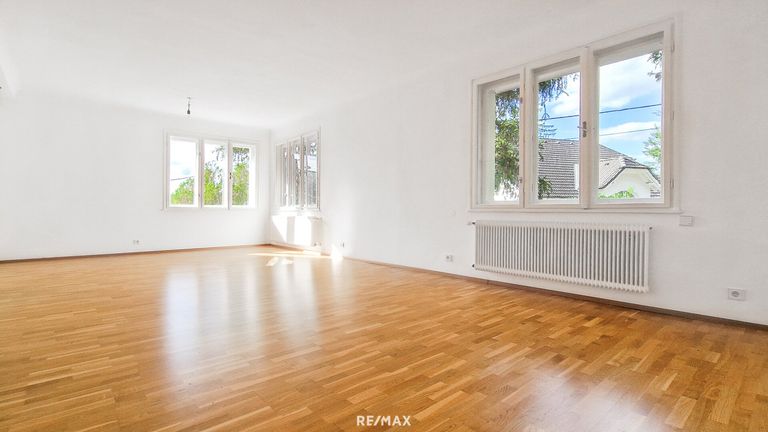 Salon (Hochparterre)