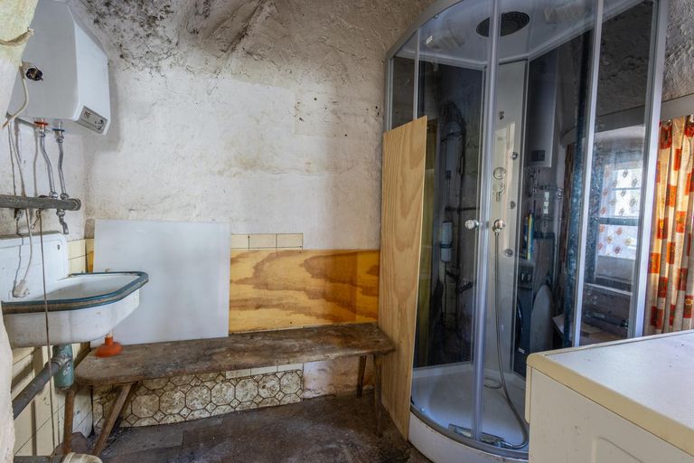 Bad EG im Teil vom alten Haus