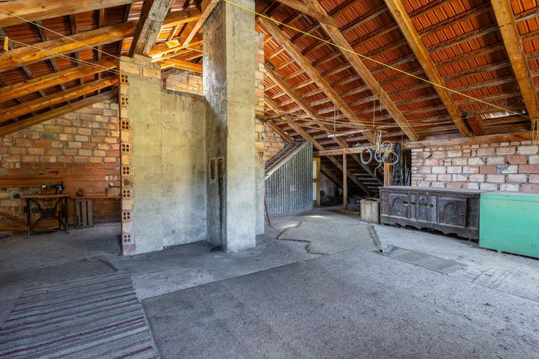 Rohdachboden neues Haus.