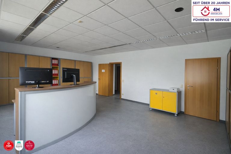 Büro zu vermieten
