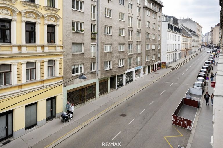 Blick vom Wohnzimmer Wohnung 1070 Wien