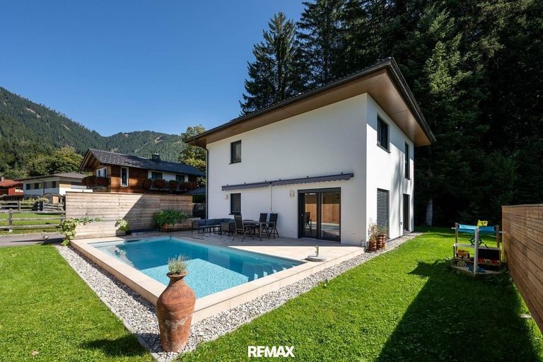 Außenbereich mit Garten