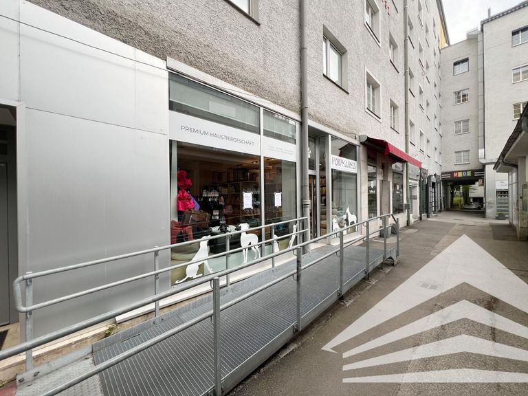 Außenaufnahme mit Rampe