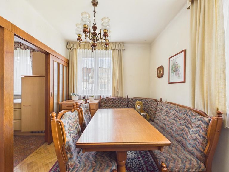 CAM04191G0-PR0091-STILL006