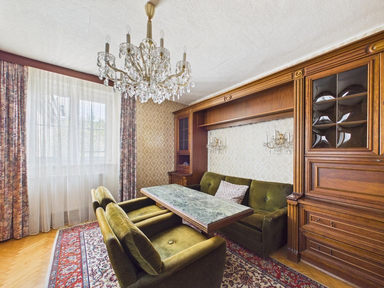 CAM04191G0-PR0091-STILL008