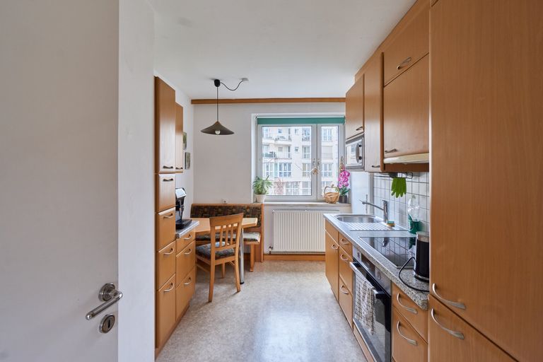 Küche mit Essbereich