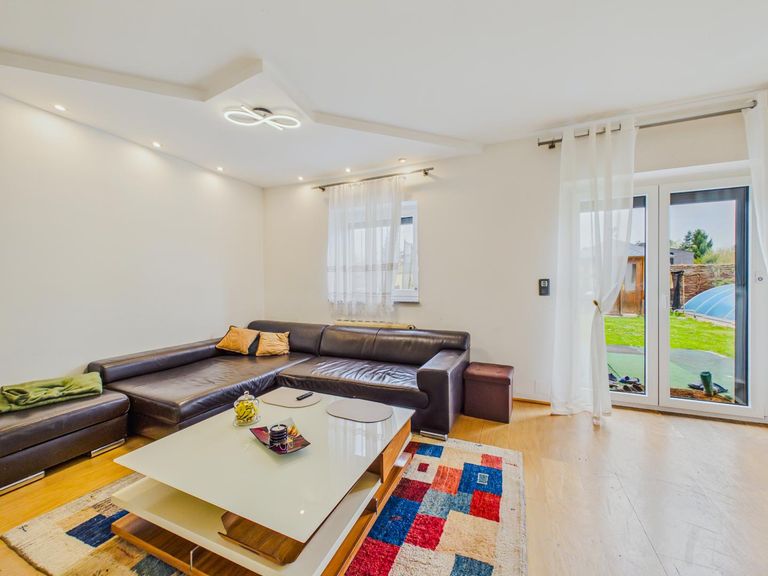 Wohn- und Essbereich 5