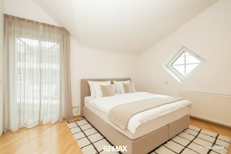 Schlafzimmer Ki möbliert
