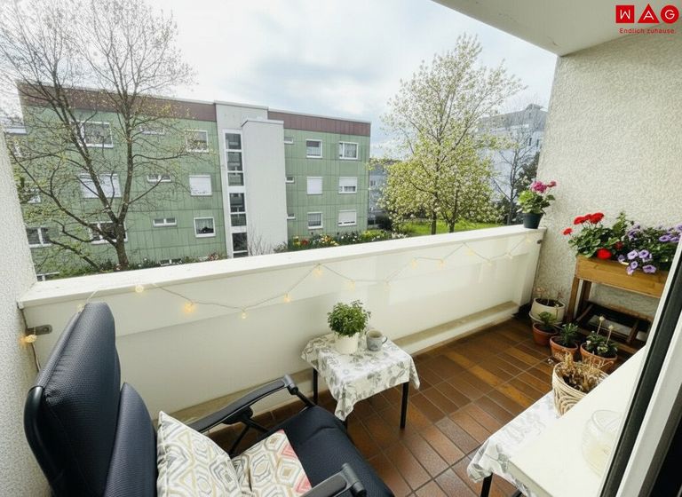 Loggia KI-bearbeitet