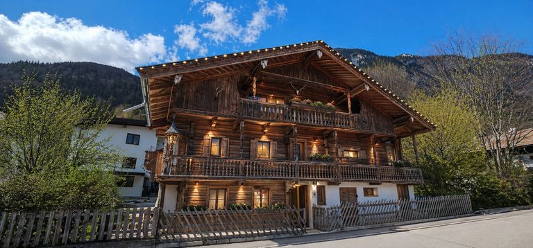 KI Ansicht Bauernhaus