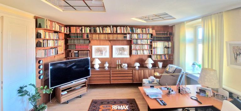 08 Bibliothek
