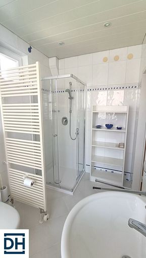 Badezimmer Ansicht 2
