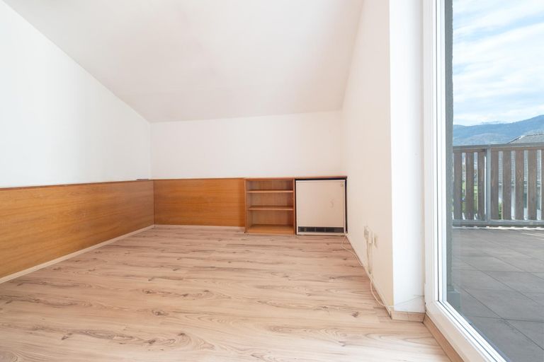 Schlafzimmer mit Terrassenzugang