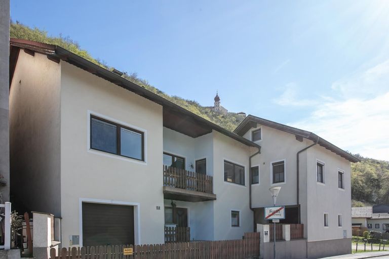 Straßenansicht