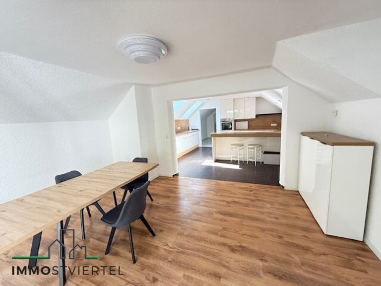 Wohnküche mit Esszimmerbereich