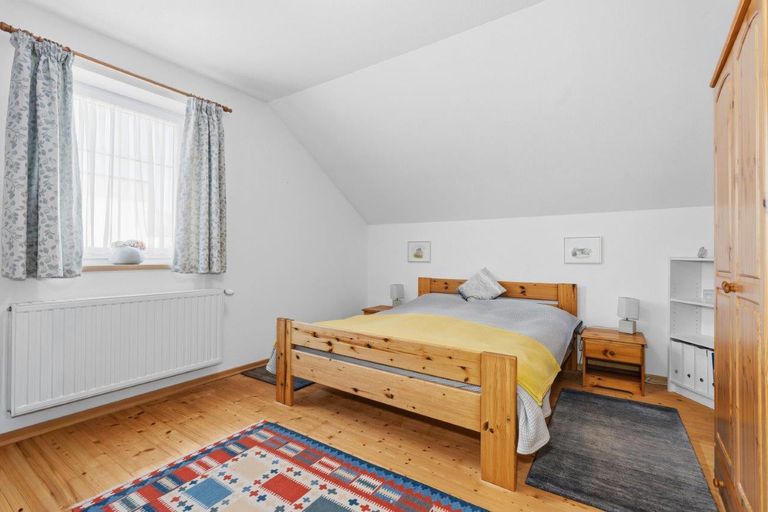 05 EFH 2113 Schlafzimmer