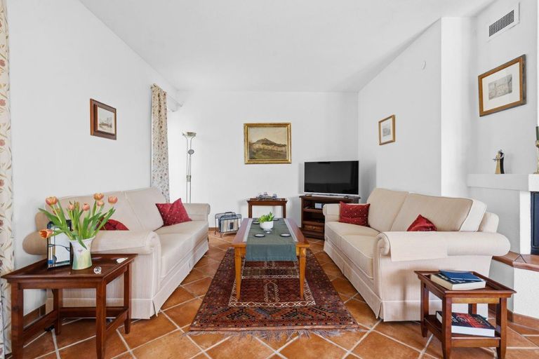 09 EFH 2113 Plauderzone