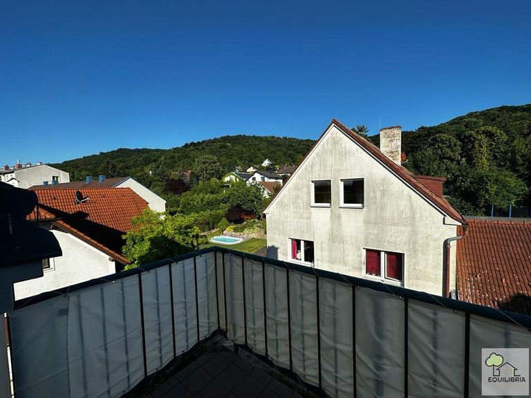 Balkon mit Grünblick