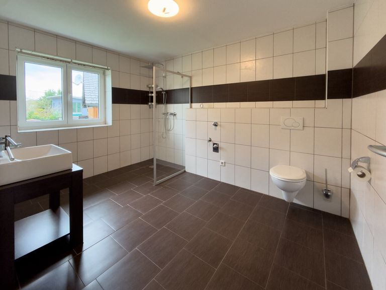 Badezimmer Erdgeschoss