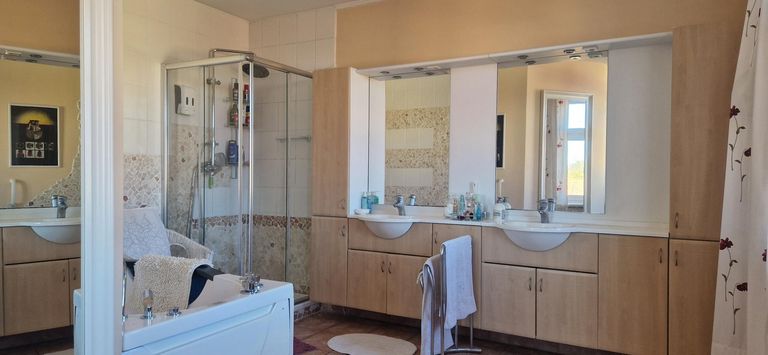 15 Badezimmer 1