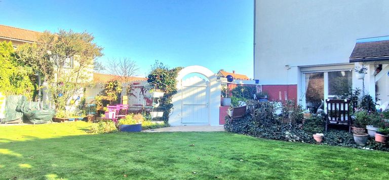 -20000279_1004127687_16255177