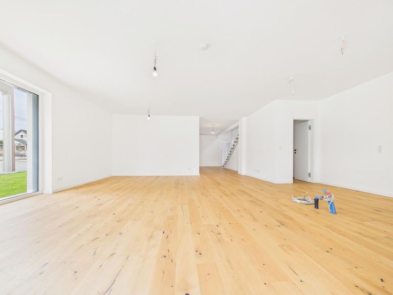 Wohnzimmer mit Küche2
