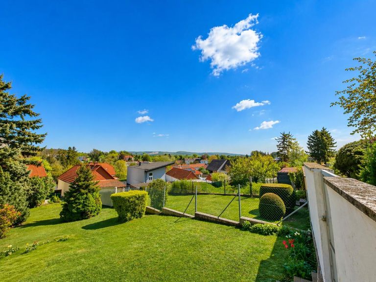 Blick vom Gartenende