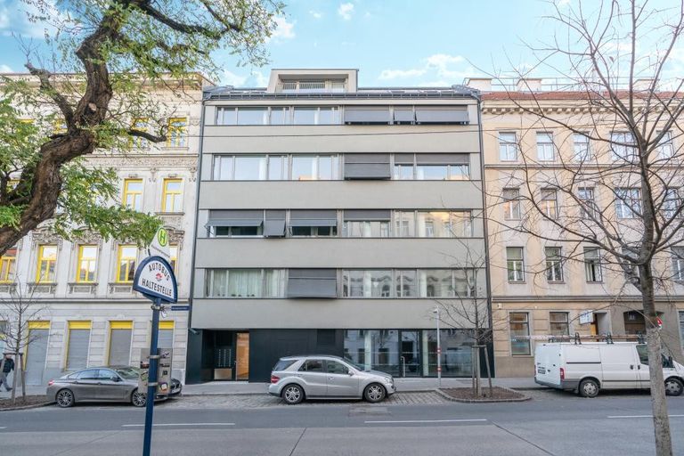 Außenansicht Koppstraße (zweiter Ein-/Ausgang)