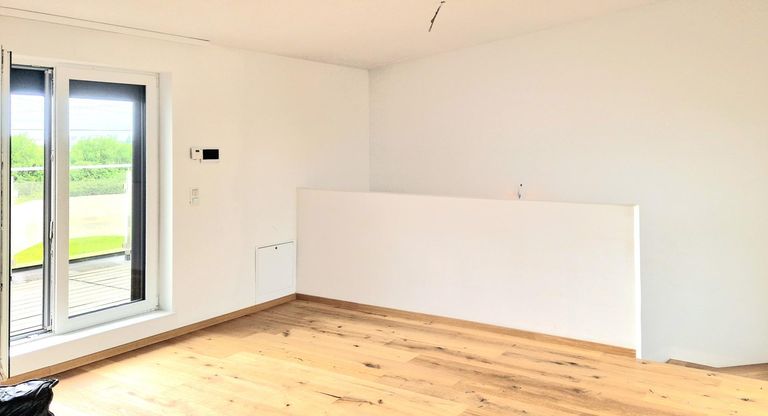 STUDIO 2